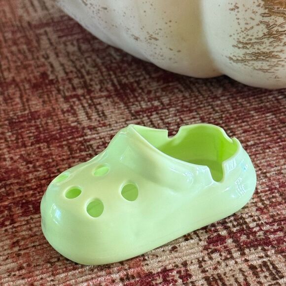 Mint Green Clog Shoe NWOT - Picture 2 of 3